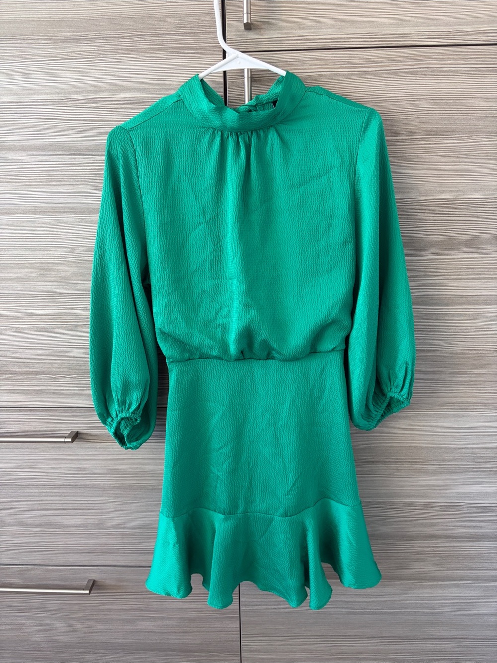 Vici Emerald Green Long-Sleeve Ruffle-Hem Dress